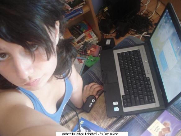 ^^^Aaaaaa aterizez sh YO p aici...O.o^^^ - isi baga andreea picioru' knd io ma chinuiam - --= Poze cu noi =--