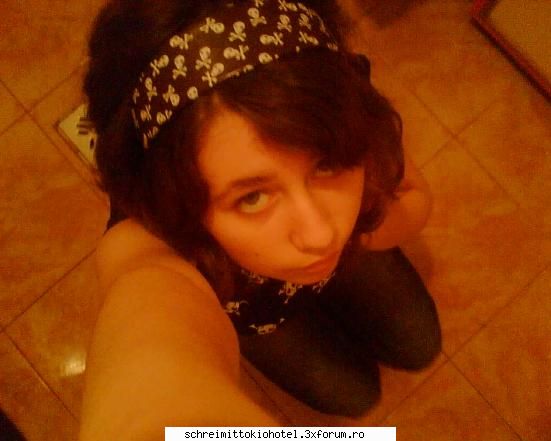 ^^^Aaaaaa aterizez sh YO p aici...O.o^^^ - te-am rugat odata sa iti faci topic q pozele - --= Poze cu noi =--