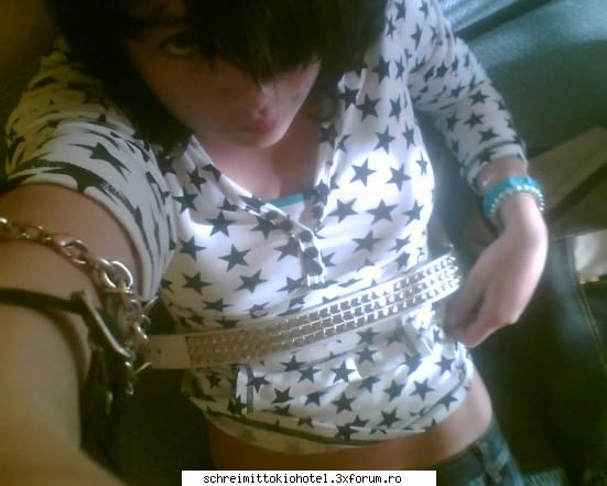 ^^^Aaaaaa aterizez sh YO p aici...O.o^^^ - ms.. q curaeua pana in gat - --= Poze cu noi =--
