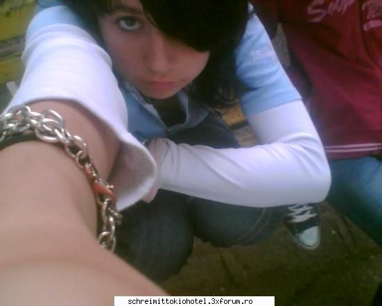 ^^^Aaaaaa aterizez sh YO p aici...O.o^^^ - shit k nu mere poza :x - --= Poze cu noi =--
