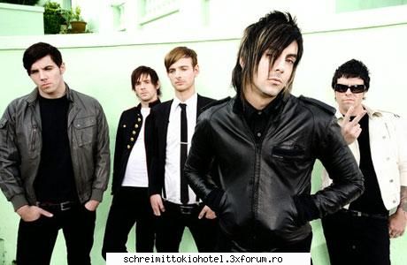 LOstproPhetS - Biografie Frontmanul trupei Lostprophets Ian - \m/ Rock-Punk \m/