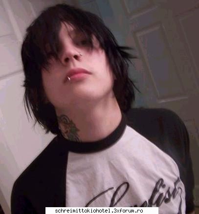 Poze cu EMO people - mE_viCioUs_GiRL - ==> EMOtional People <==
