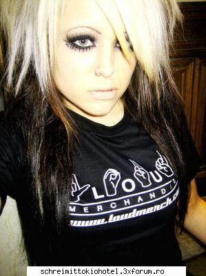 Poze cu EMO people - mE_viCioUs_GiRL - ==> EMOtional People <==