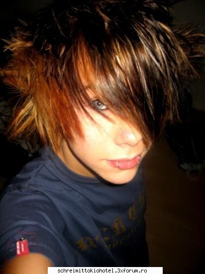 Poze cu EMO people - ioana kaulitz - ==> EMOtional People <==