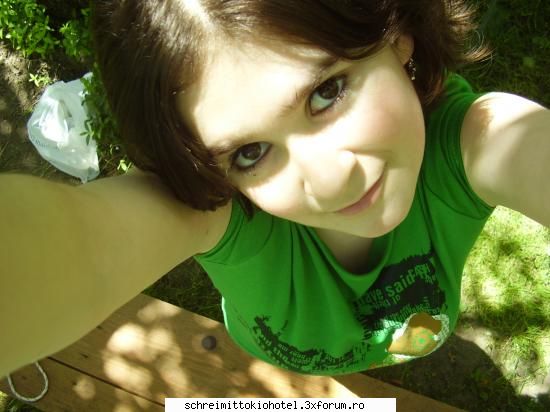 Uuhuu...aterizeaza ji gaina atomik =))=)) - ioa-punk-girl - --= Poze cu noi =--