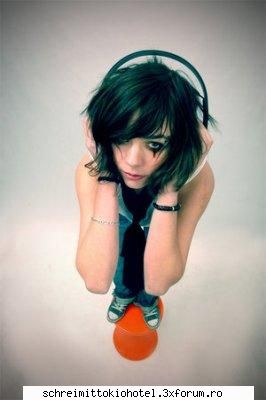 imou pic - ~screamo hardcore bublles - ==> EMOtional People <==