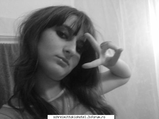 monstruletz mic(asta-s io) - nu esti u miss world, dar nci departe nu esti - --= Poze cu noi =--