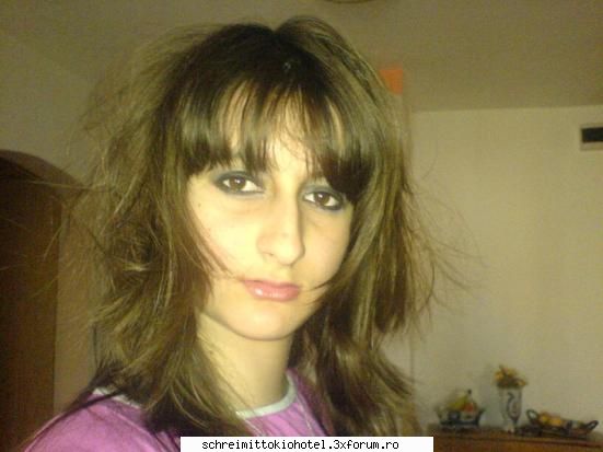 le scot din capusorul ala al meu plin de prostii :rotfl: 

 :rotfl:  :rotfl:  :rotfl:  va place